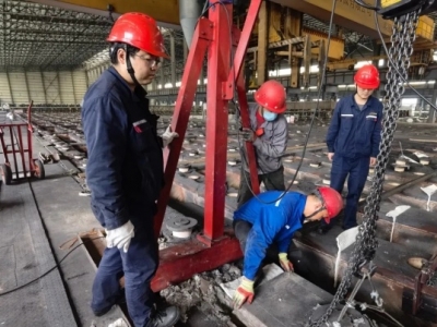 ꖘO�ֹ�˾����܇�g�_չ���ֻ�������޸��칤��